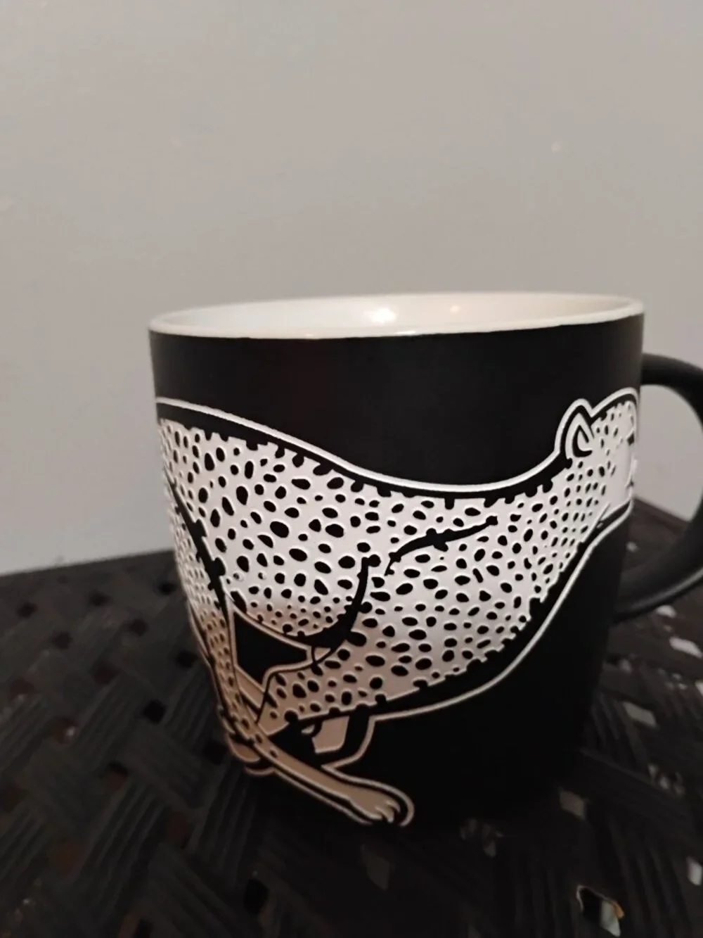 Fresno Chaffee Zoo  Cheetah Coffee Mug, Preloved Good Condition